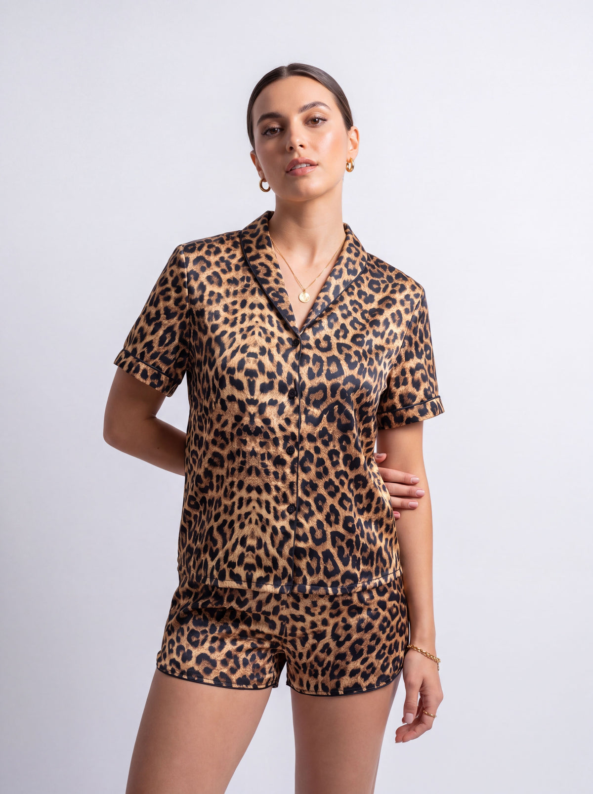 Pyjama léopard finition satin